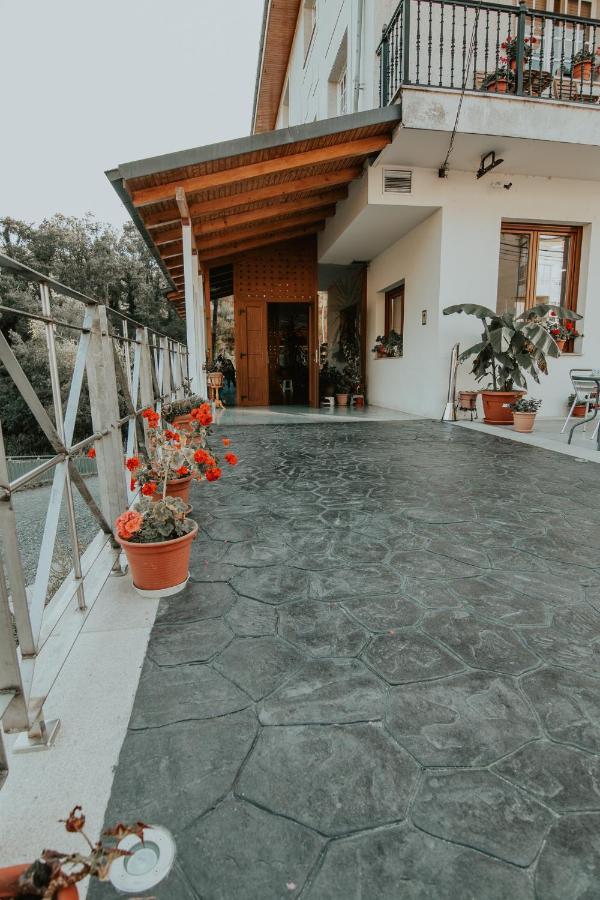 Hotel A Veiga Samos Exterior photo